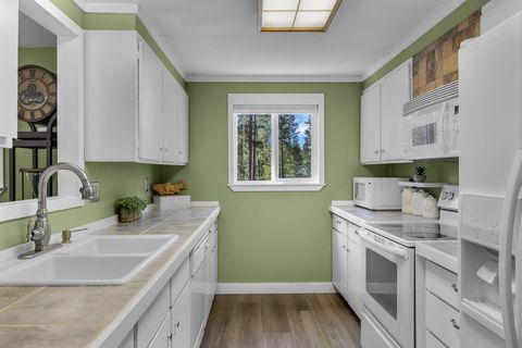 Tiny photo for 15003 E River Loop Drive E, Bend, OR 97707 (MLS # 220219653)