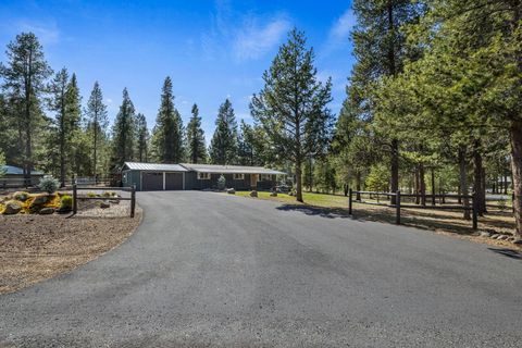 Photo of 15003 E River Loop Drive E, Bend, OR 97707 (MLS # 220219653)