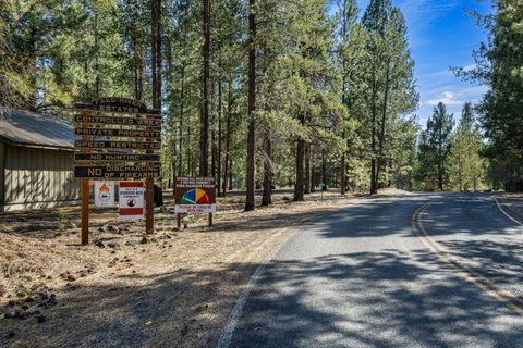 Tiny photo for 15003 E River Loop Drive E, Bend, OR 97707 (MLS # 220219653)