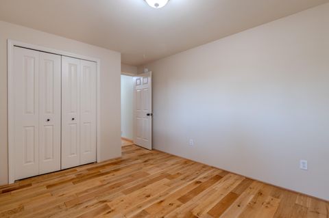 Tiny photo for 2717 Elliott Avenue, Medford, OR 97501 (MLS # 220213262)