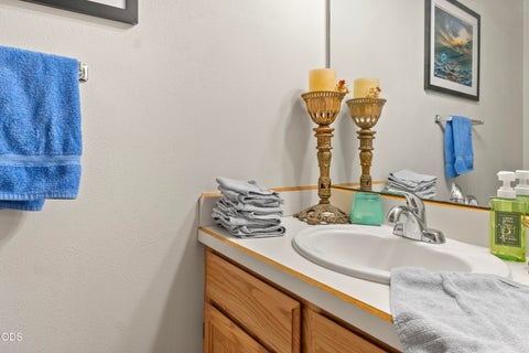 Tiny photo for 922 NW Ogden Avenue, Bend, OR 97703 (MLS # 220223258)
