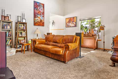 Tiny photo for 922 NW Ogden Avenue, Bend, OR 97703 (MLS # 220223258)