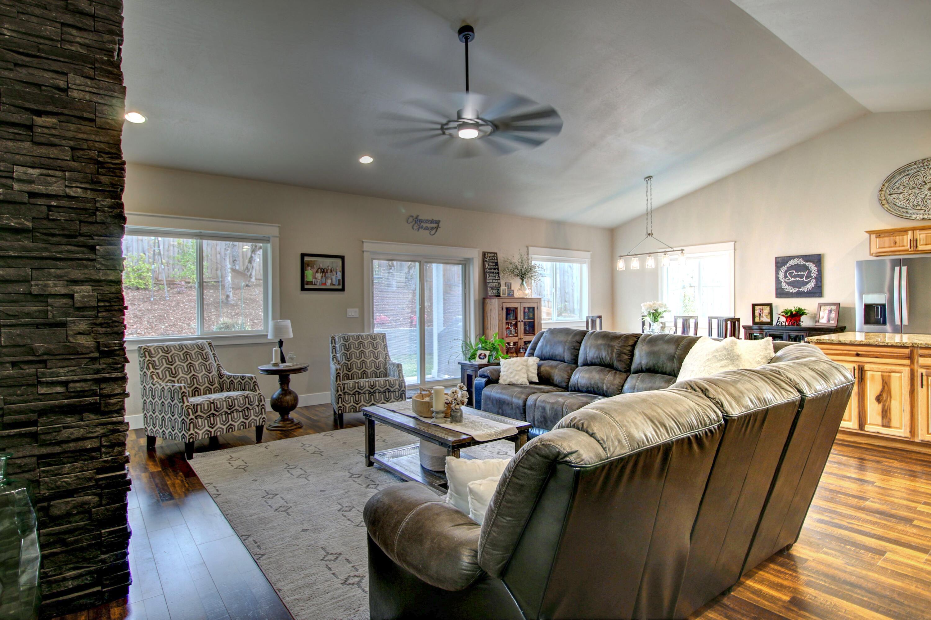 Eagle's Nest - Residential