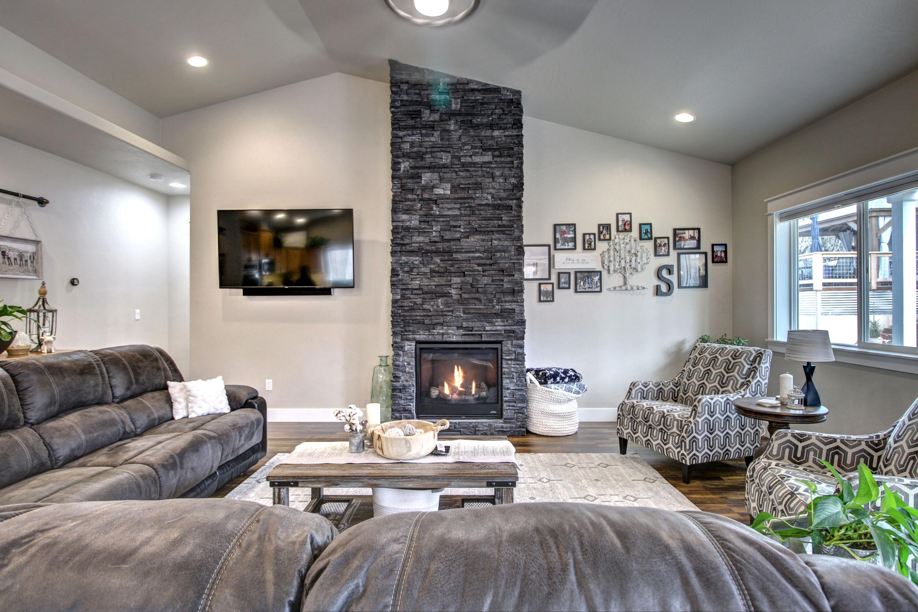 Eagle's Nest - Residential