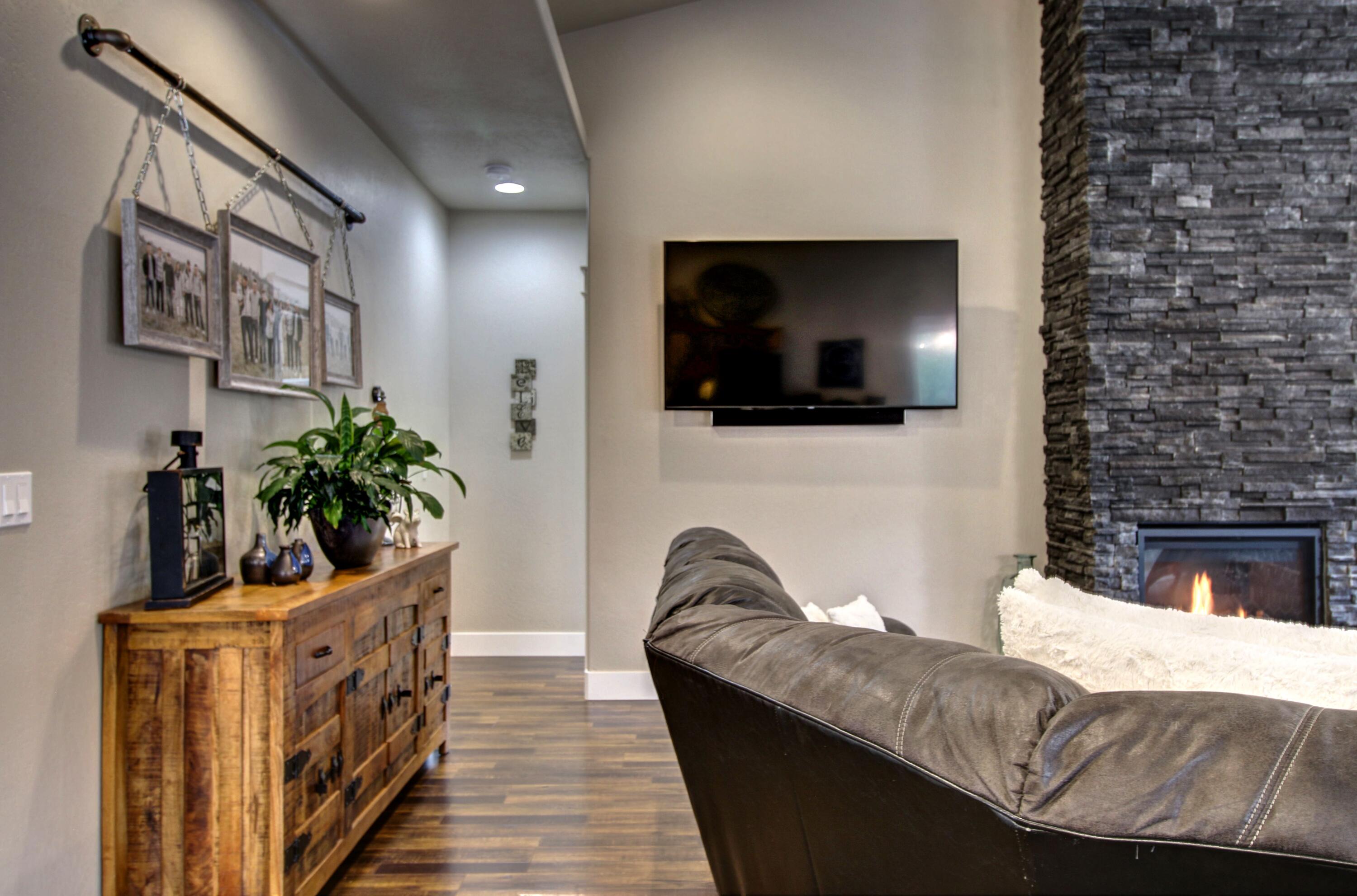 Eagle's Nest - Residential