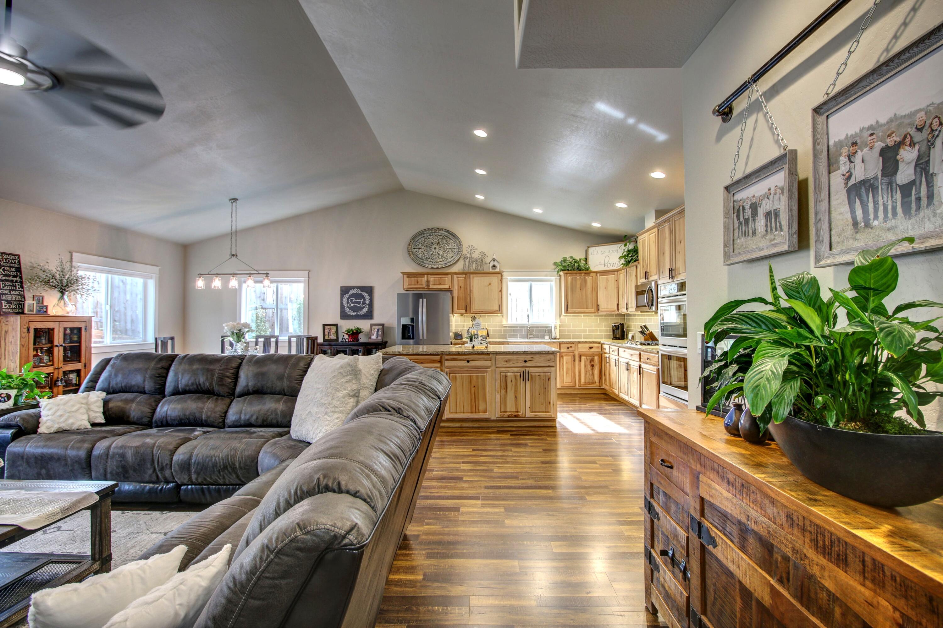 Eagle's Nest - Residential