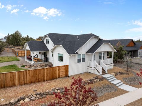 4287 SW Badger Avenue Redmond OR 97756