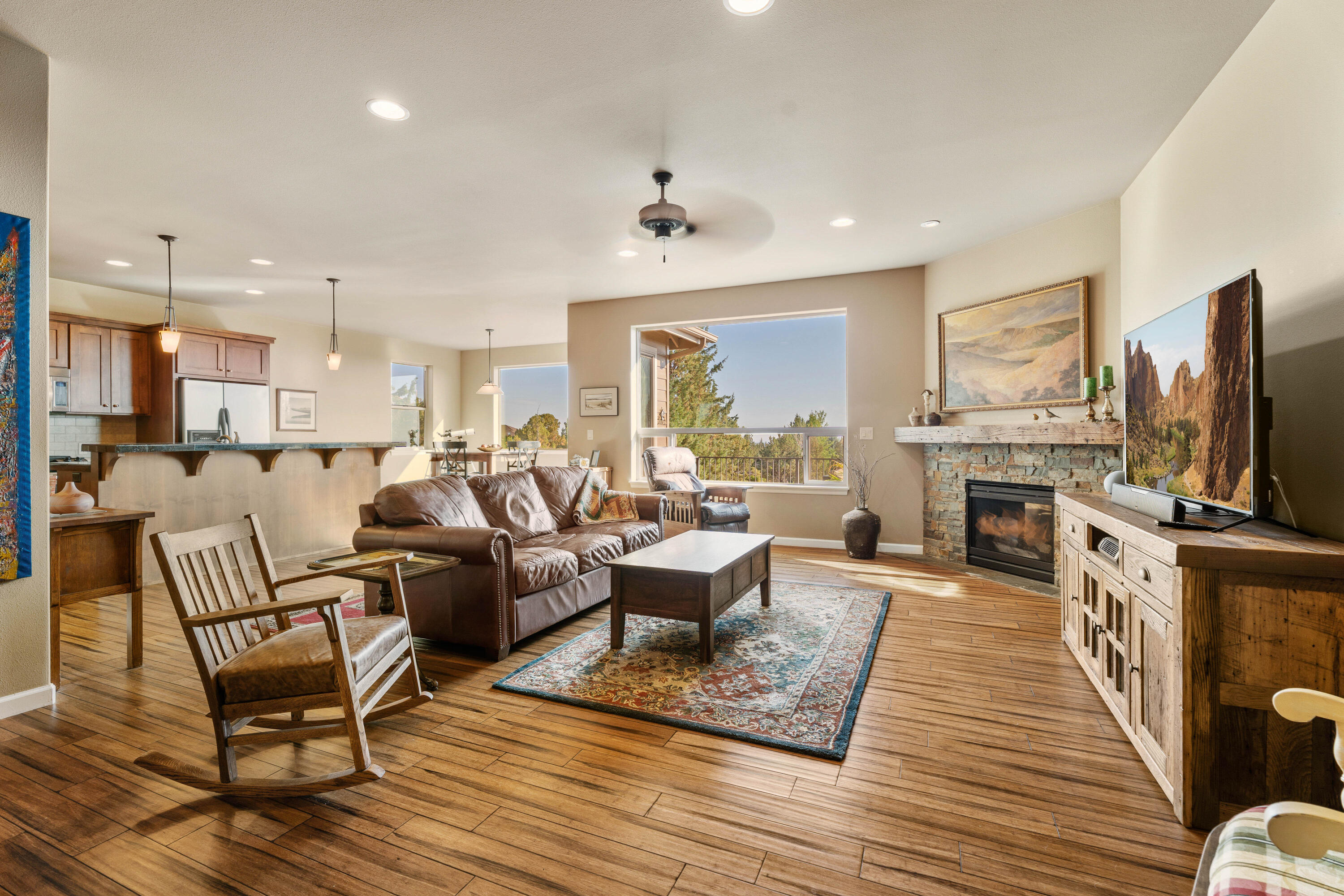 Eagle Crest - Residential