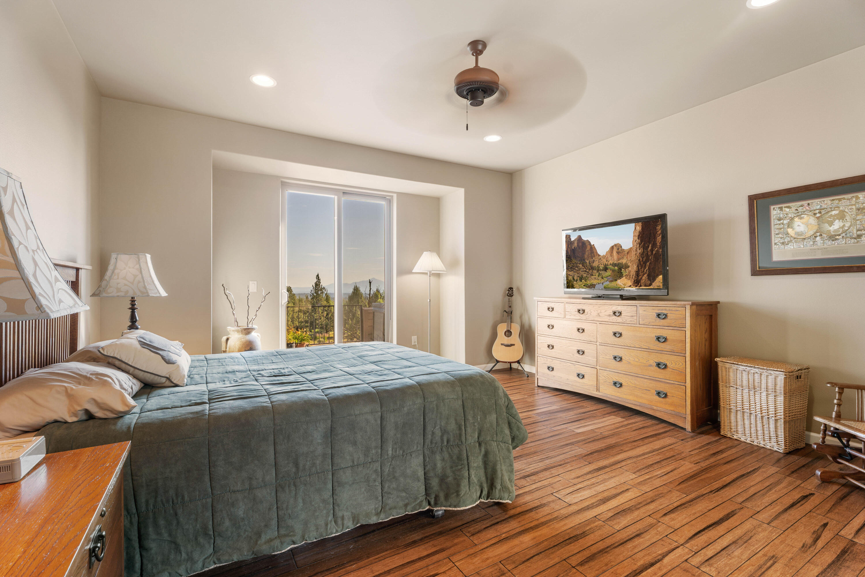 Eagle Crest - Residential