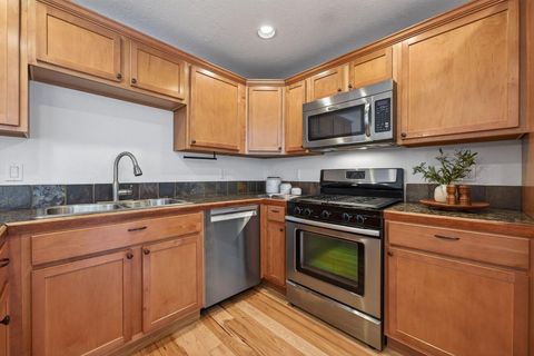Tiny photo for 1127 NW Federal Street #1 & 2, Bend, OR 97703 (MLS # 220217588)