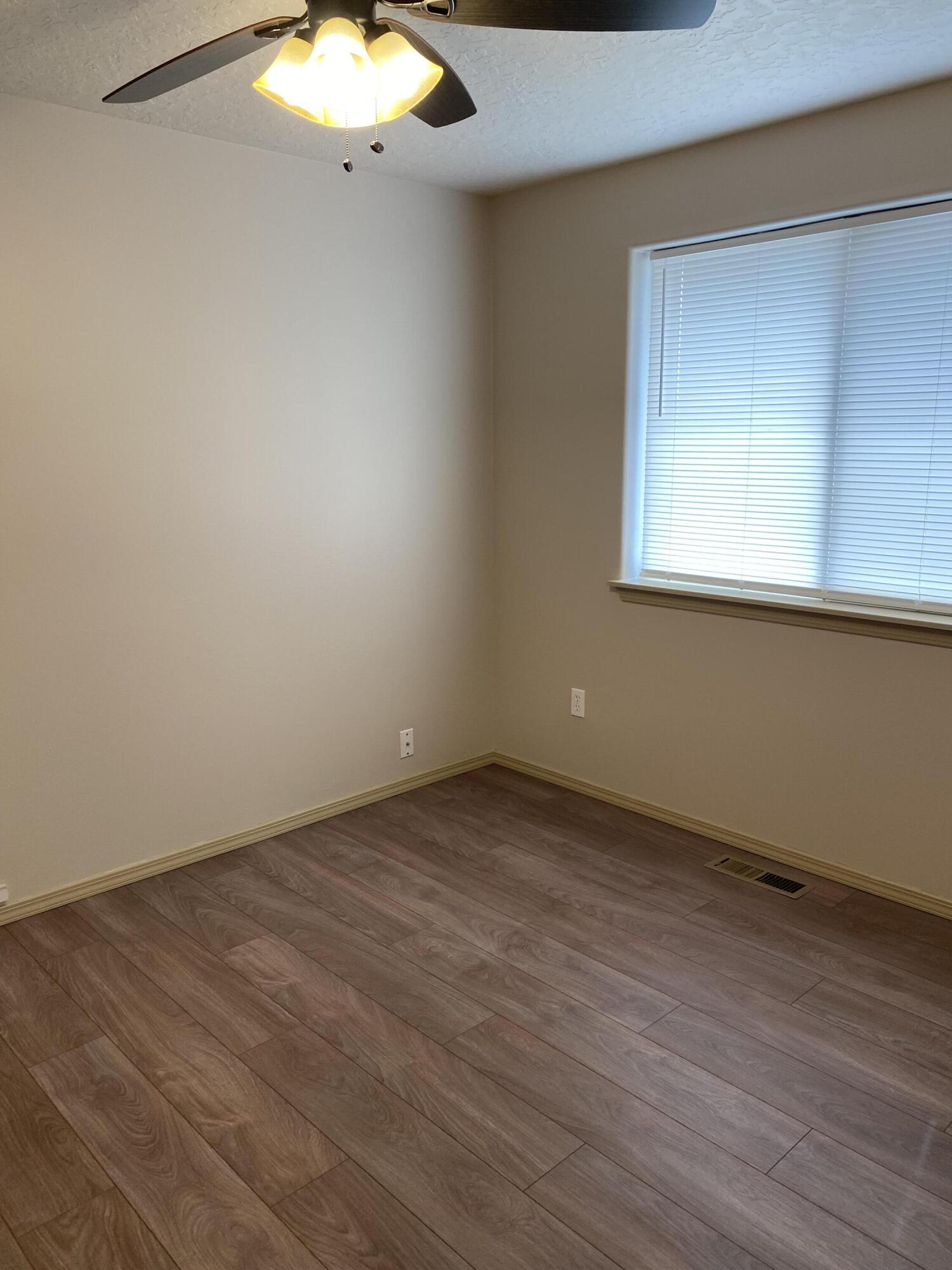 Huntington Meadows - Residential