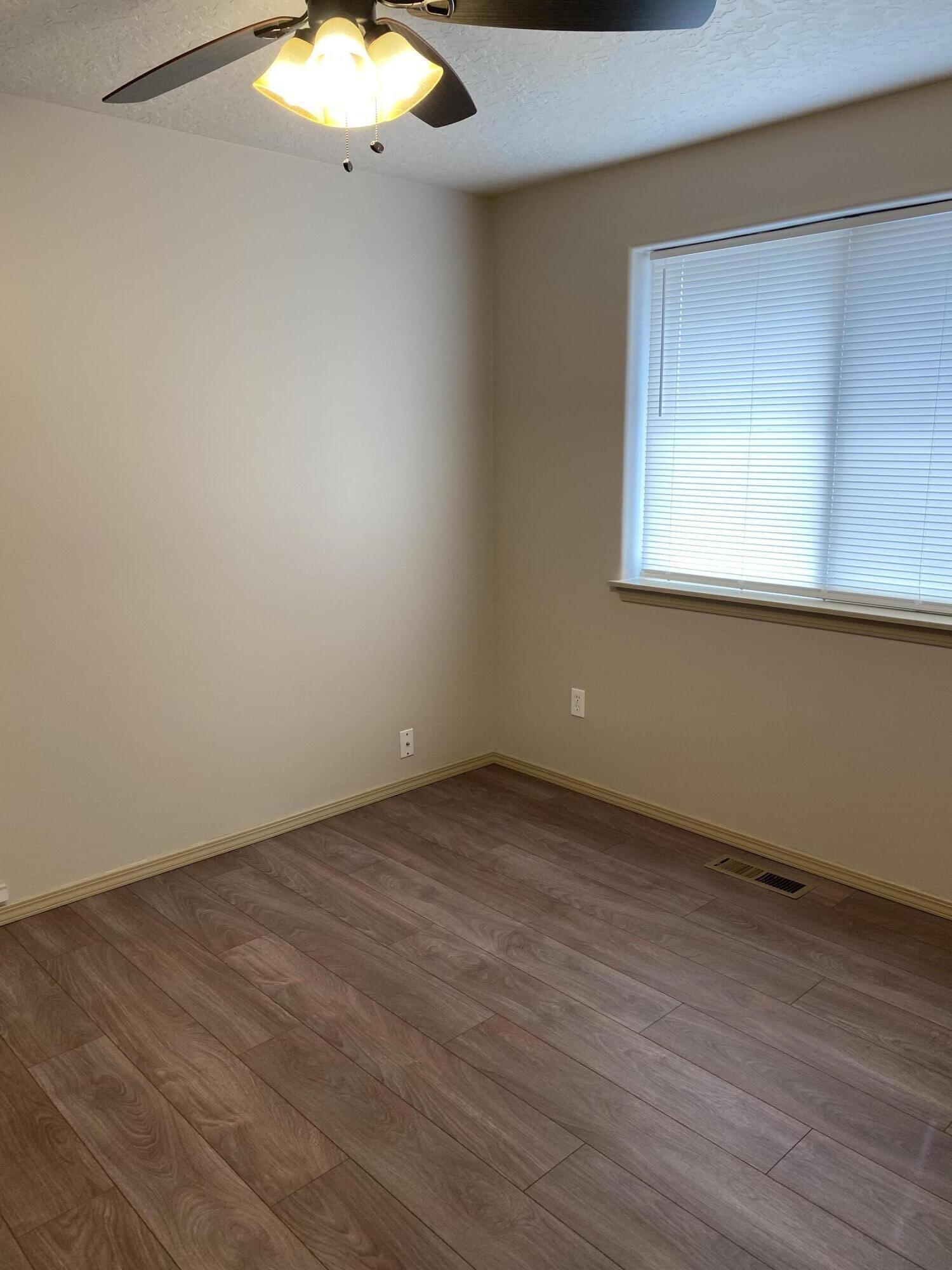 Huntington Meadows - Residential