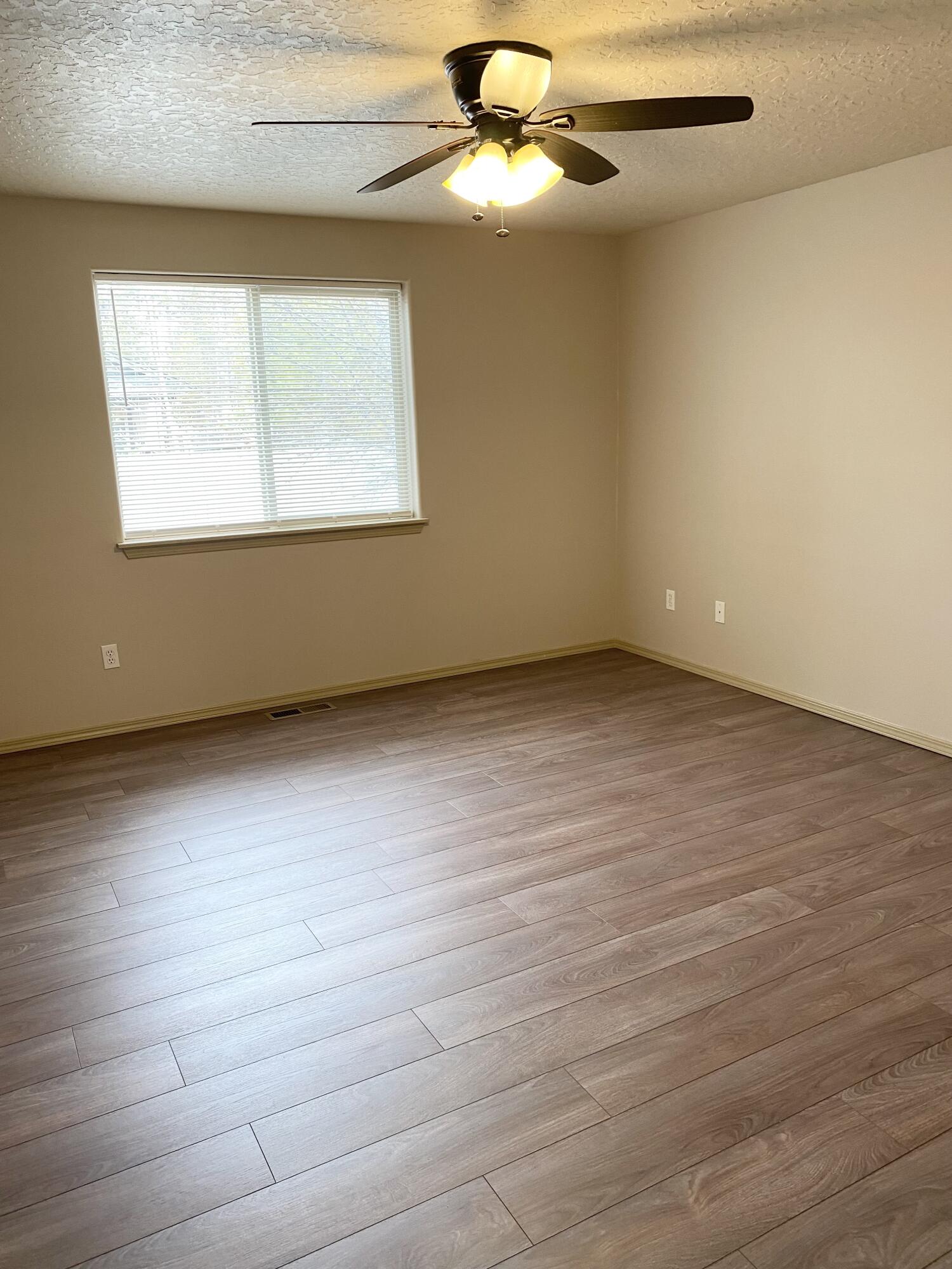 Huntington Meadows - Residential