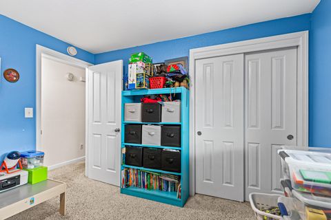 Tiny photo for 3712 Colver Road, Phoenix, OR 97535 (MLS # 220213325)