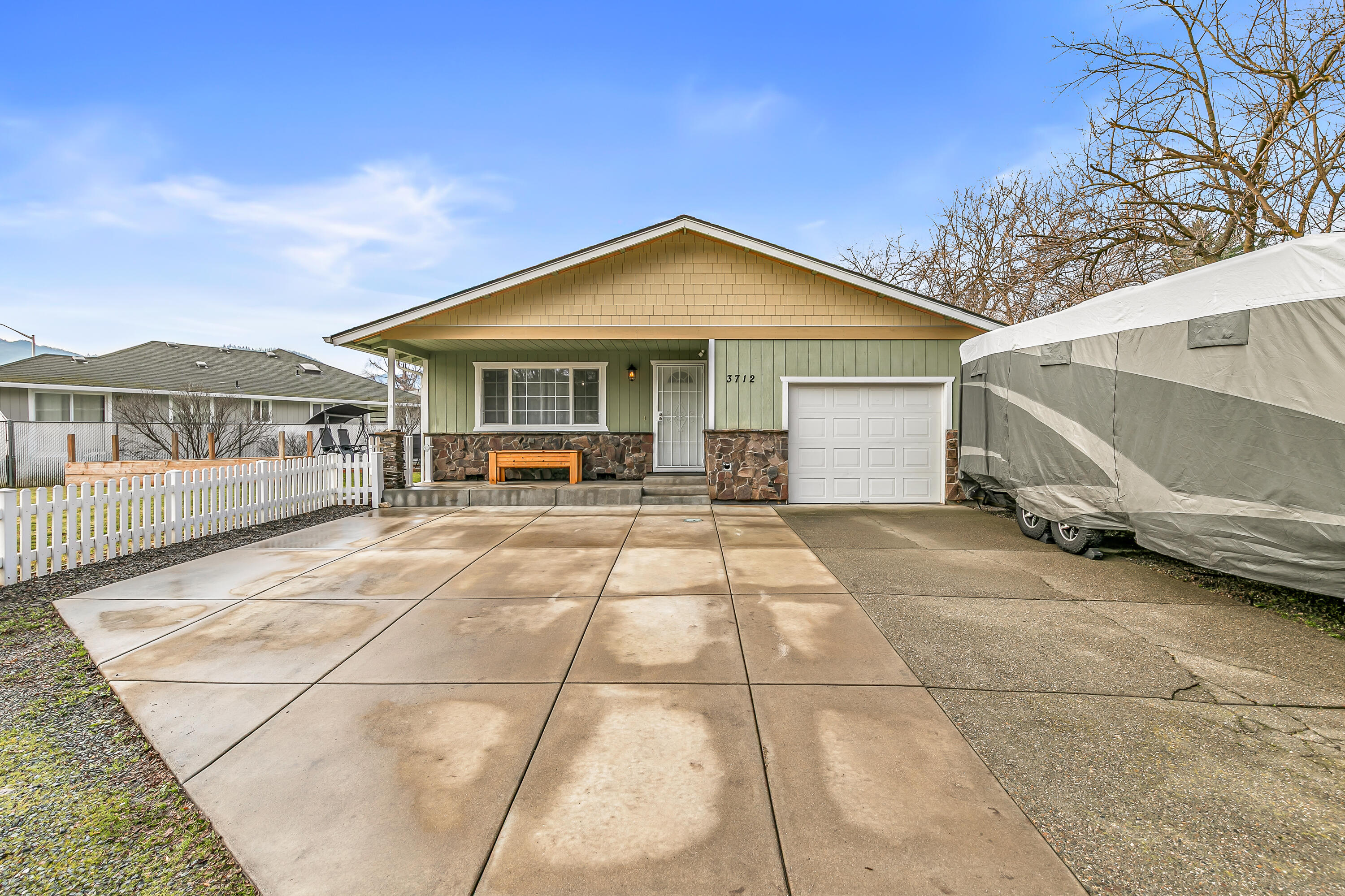 April Addition To The City Of Phoenix - Residential