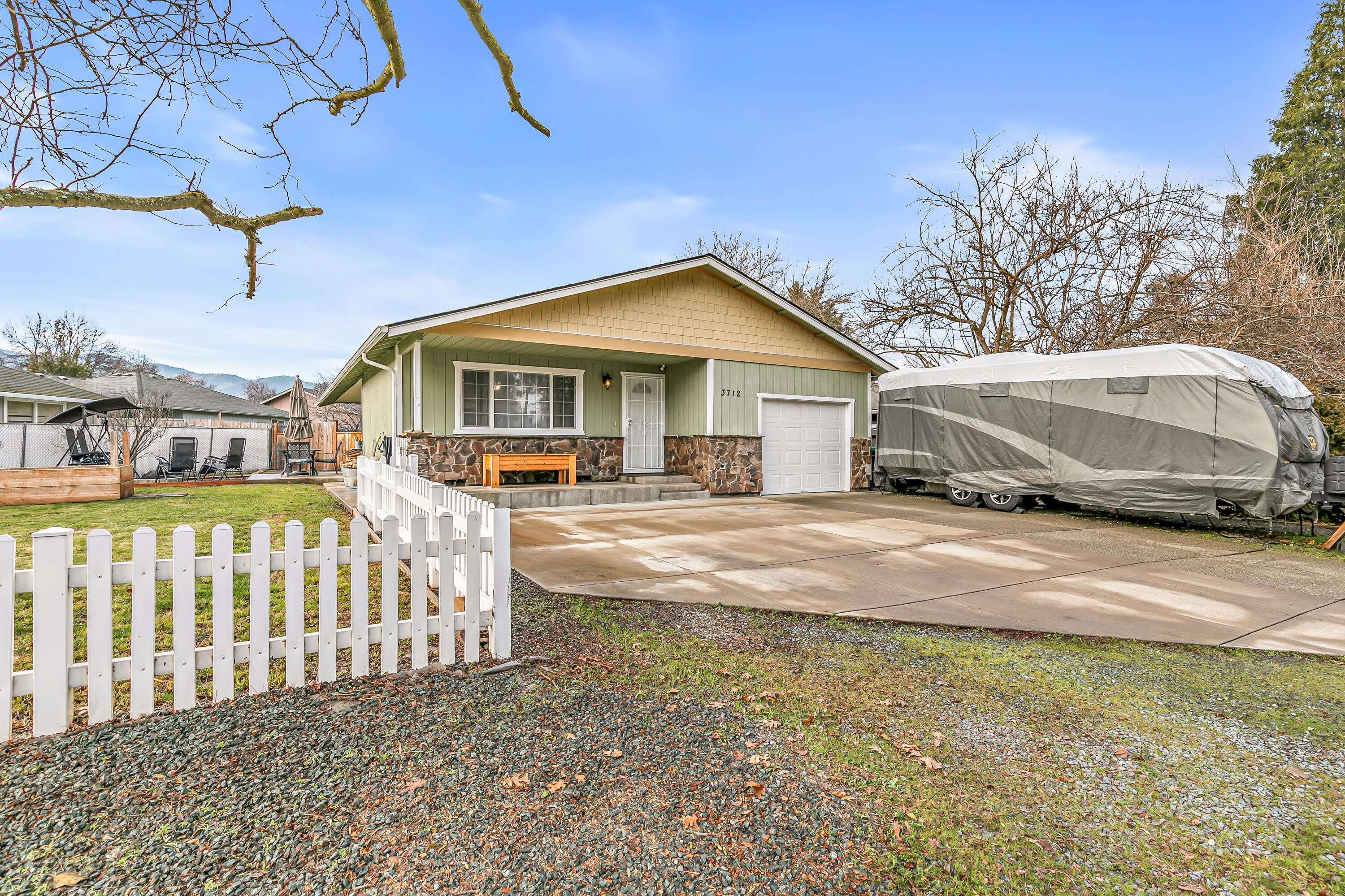 April Addition To The City Of Phoenix - Residential