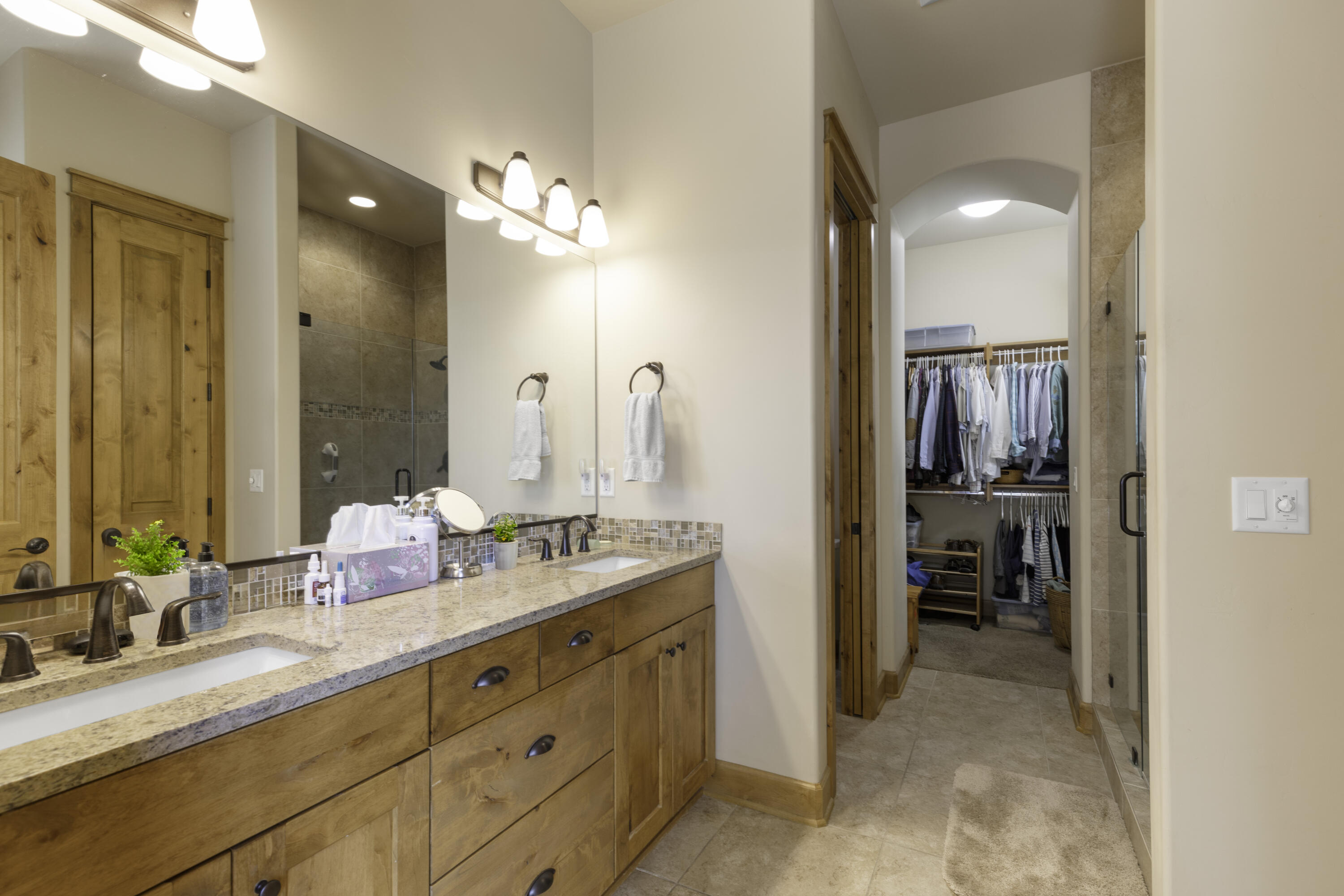 Bella Vista Heights Phases 1 & 2 - Residential