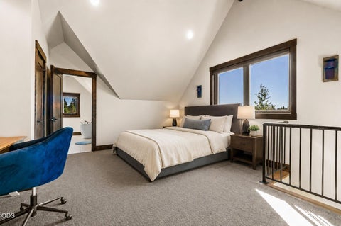 Tiny photo for 19374 Bonney Lane, Bend, OR 97702 (MLS # 220225838)