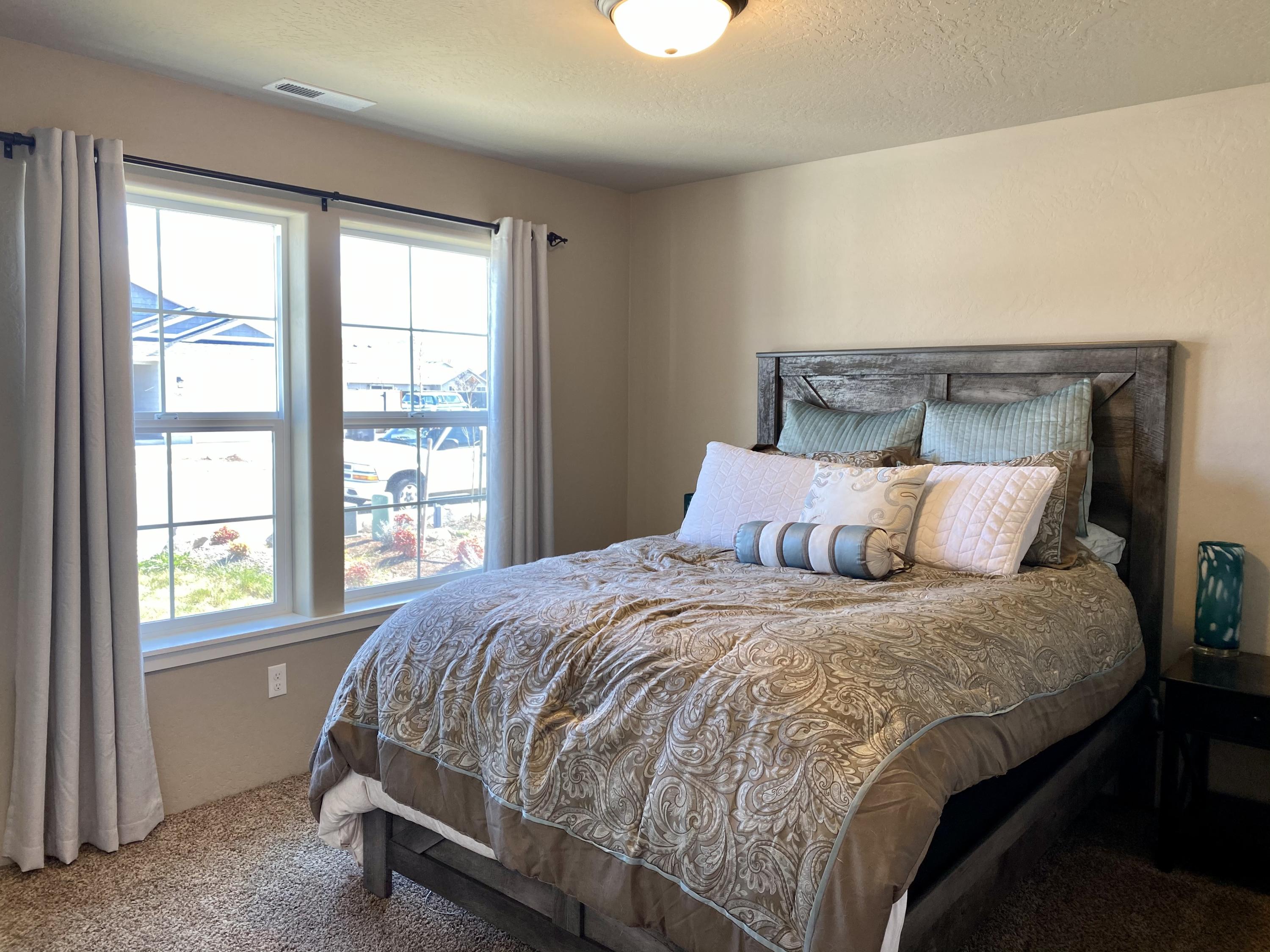 Eagle's Nest - Residential