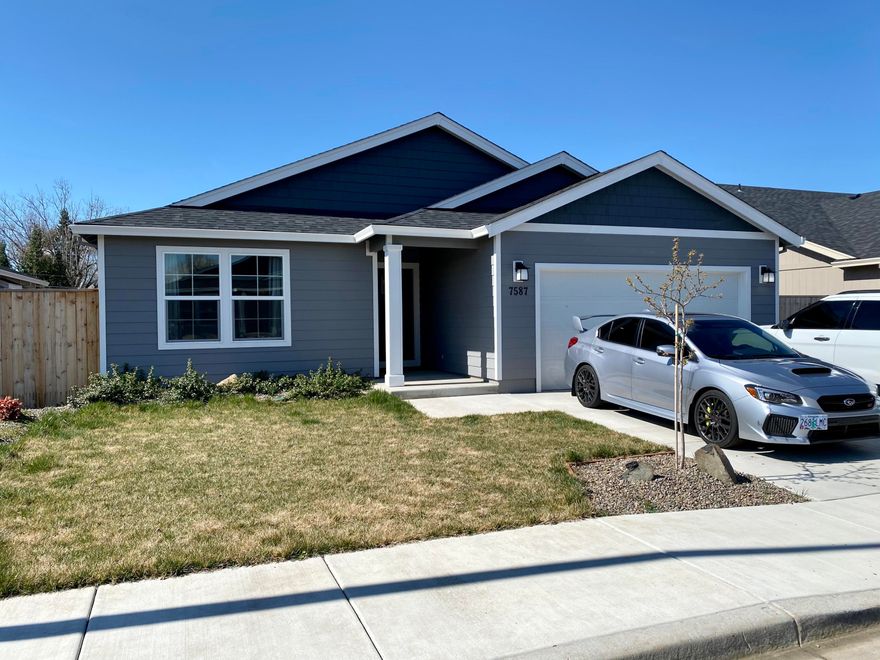 Stunning home just completed last year with lots of upgrades! Located in the Eagles Nest Subdivision, this 3-bedroom 2 bath home has a wonderful split bedroom floorplan, soaring vaulted ceilings and open concept living. The kitchen offers granite counters, tile backsplash, soft close custom cabinetry, gas range and walk in pantry. The primary bedroom is a good size with ensuite bath and large walk-in closet. Tile floors in bathrooms and laundry room. Wonderful storage throughout! Low maintenance landscaping with sprinklers in front and back. Just bring your BBQ and make this house your next HOME!