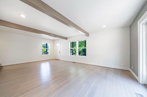 Tiny photo for 923 Bellview Avenue #1, Ashland, OR 97520 (MLS # 220219469)