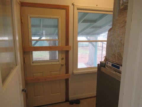 Tiny photo for 2176 Wiard Street, Klamath Falls, OR 97603 (MLS # 220213408)