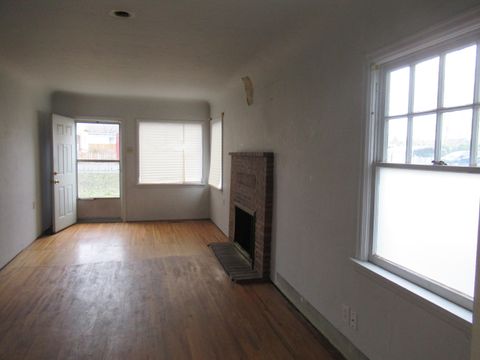 Tiny photo for 2176 Wiard Street, Klamath Falls, OR 97603 (MLS # 220213408)