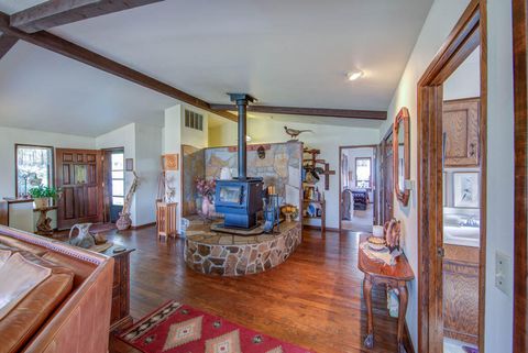 Tiny photo for 27791 Blue Heron Road, John Day, OR 97845 (MLS # 220215350)