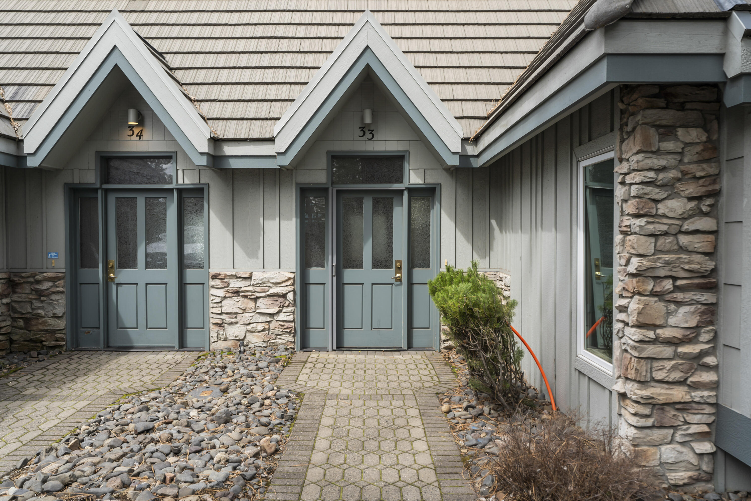 StoneTH - Residential