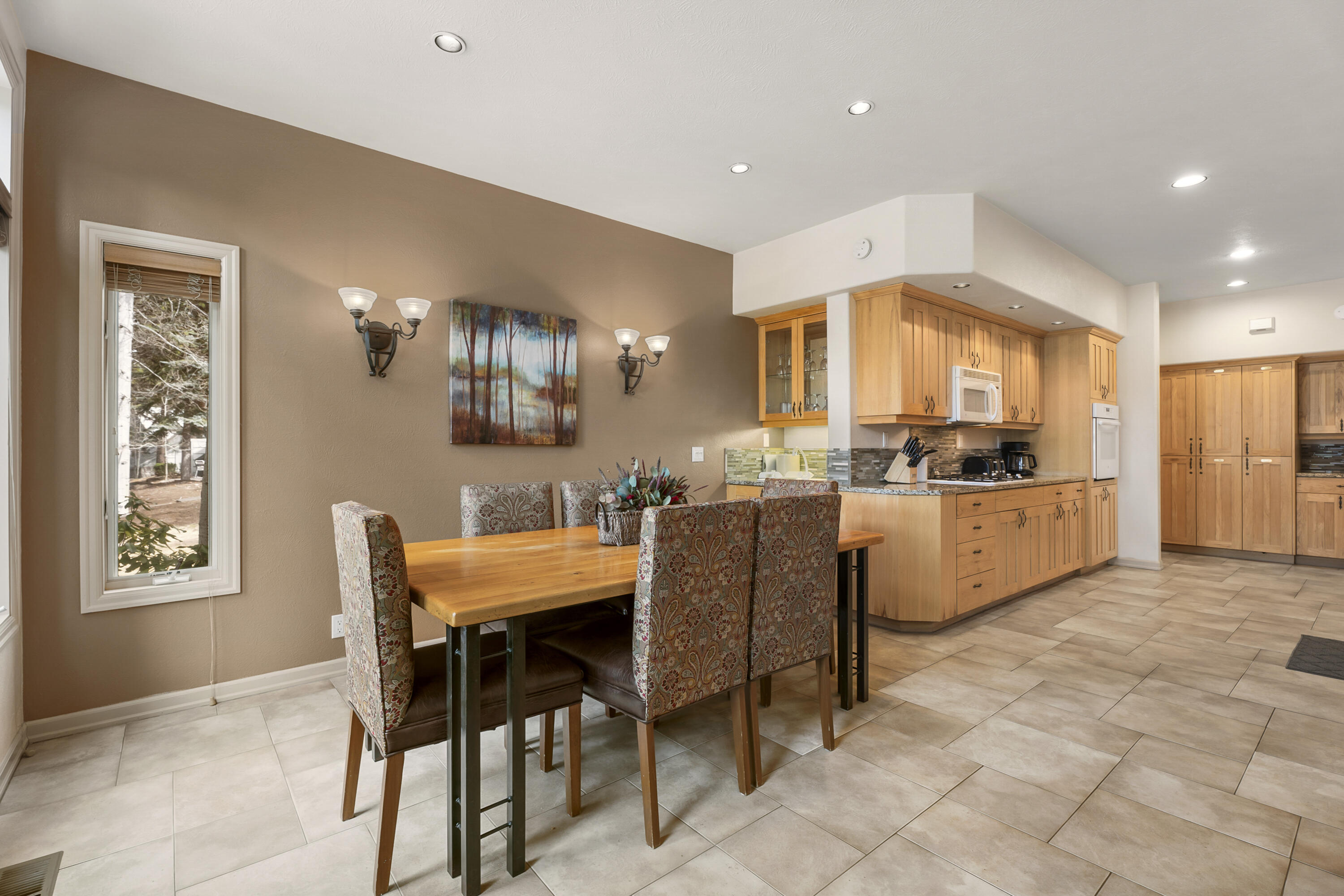 StoneTH - Residential