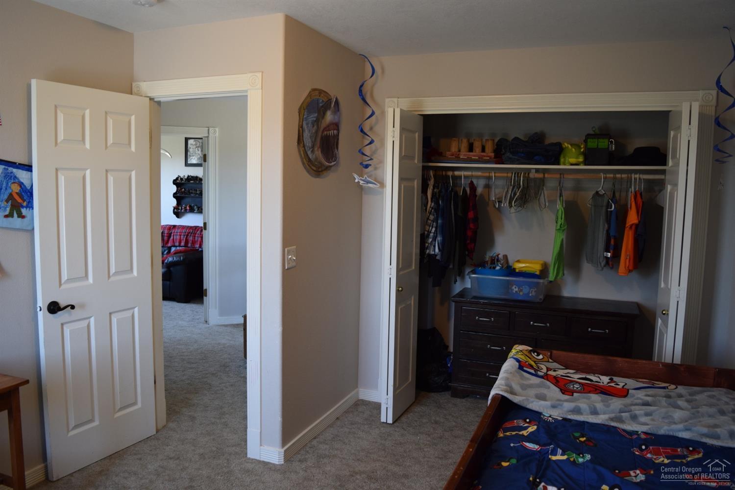 Twin Lakes Ranch - Residential