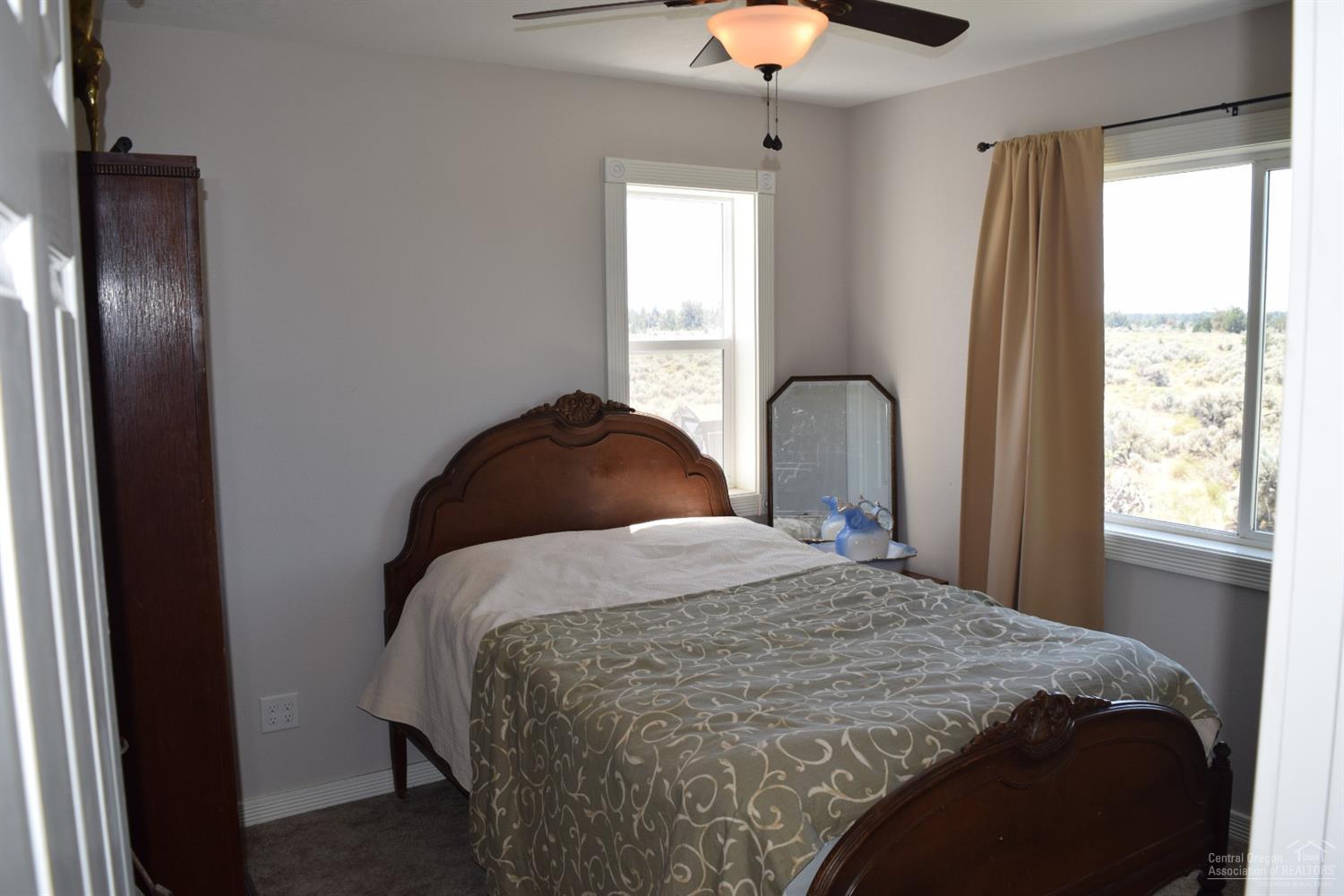Twin Lakes Ranch - Residential