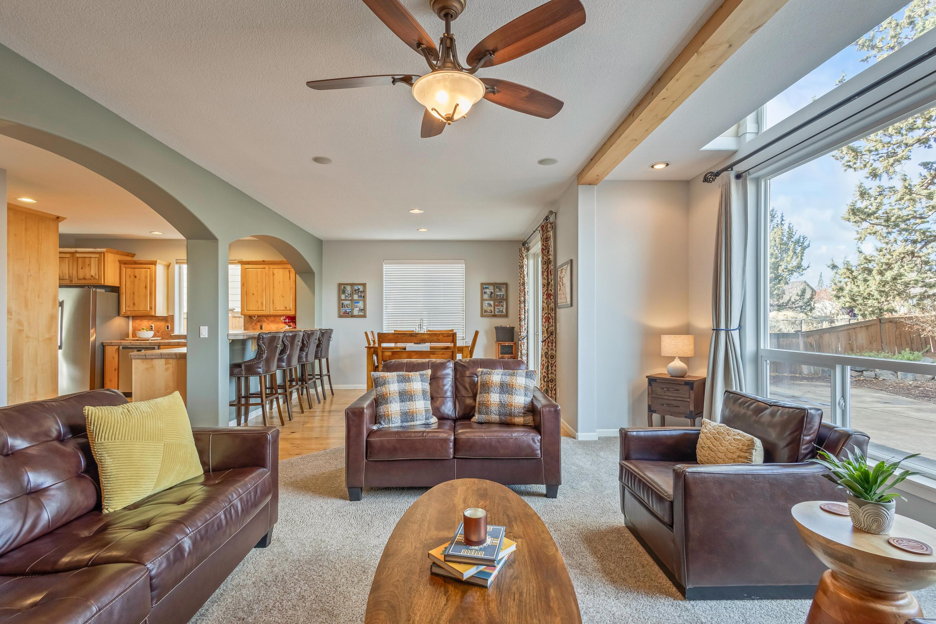 Lava Ridges - Residential