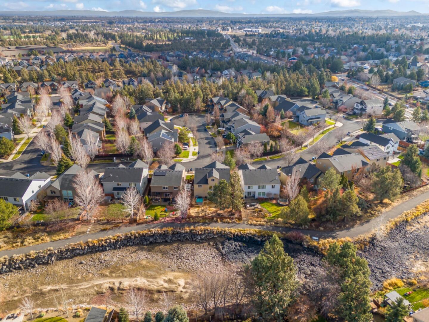 Lava Ridges - Residential