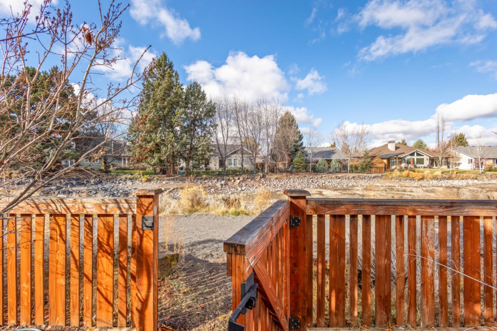 Lava Ridges - Residential