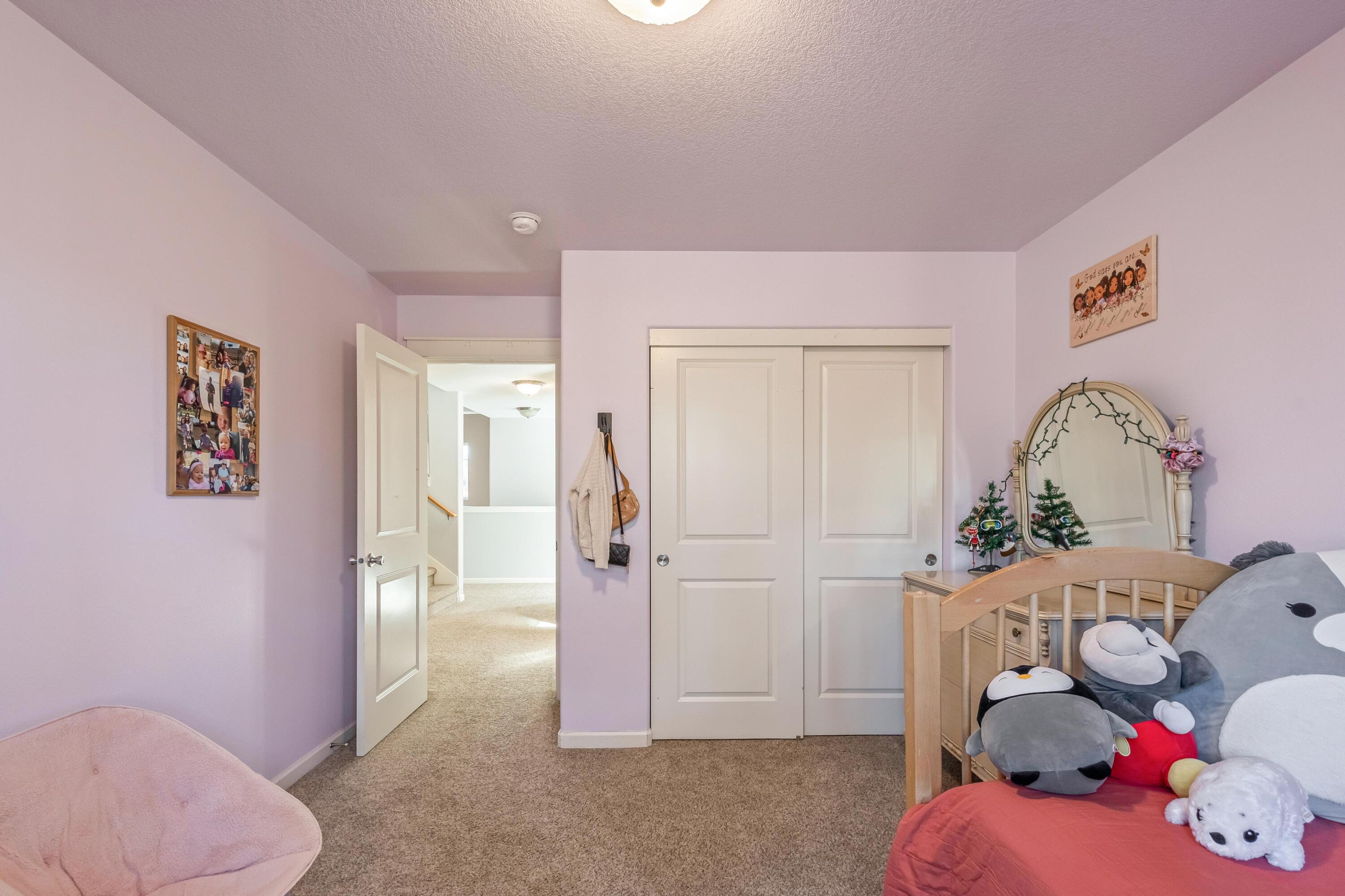 Lava Ridges - Residential