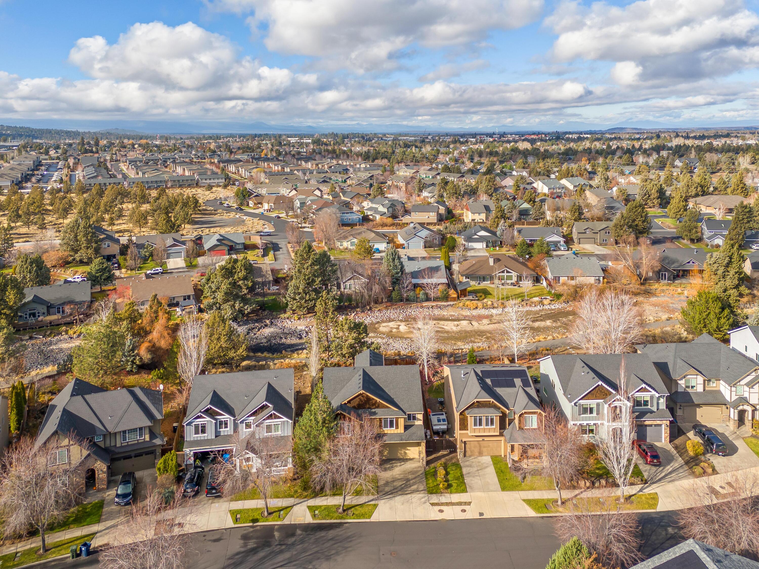 Lava Ridges - Residential