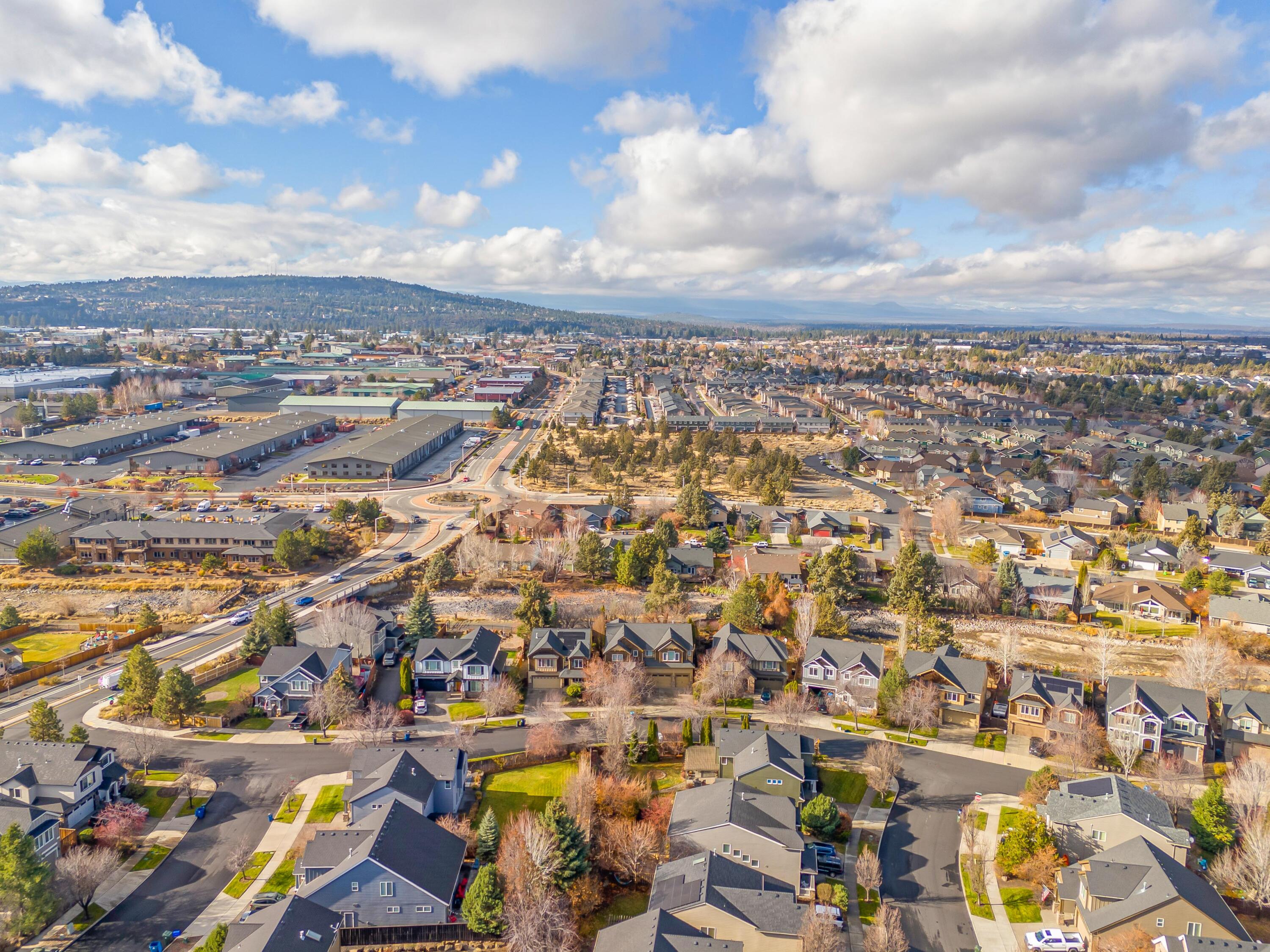 Lava Ridges - Residential