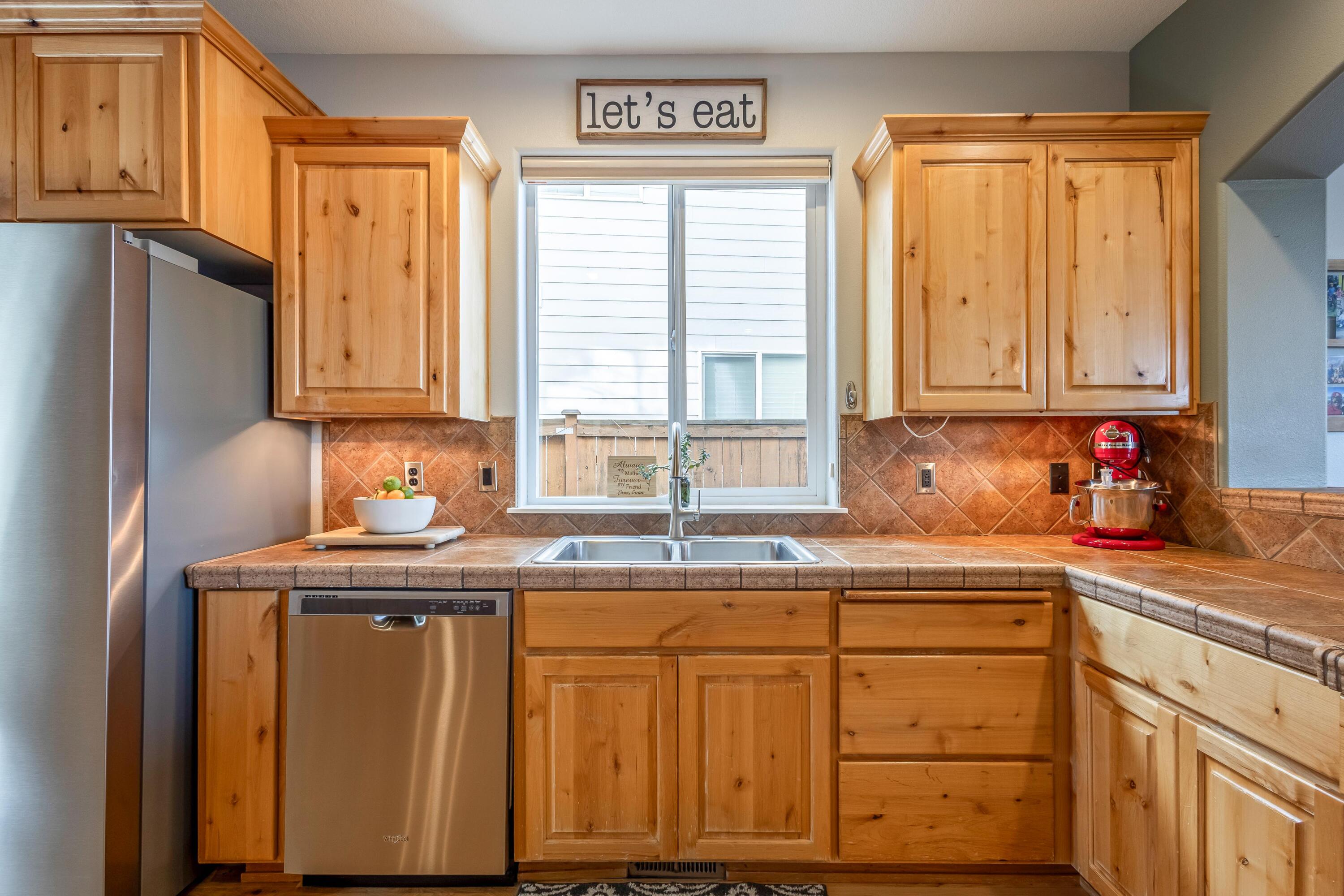 Lava Ridges - Residential