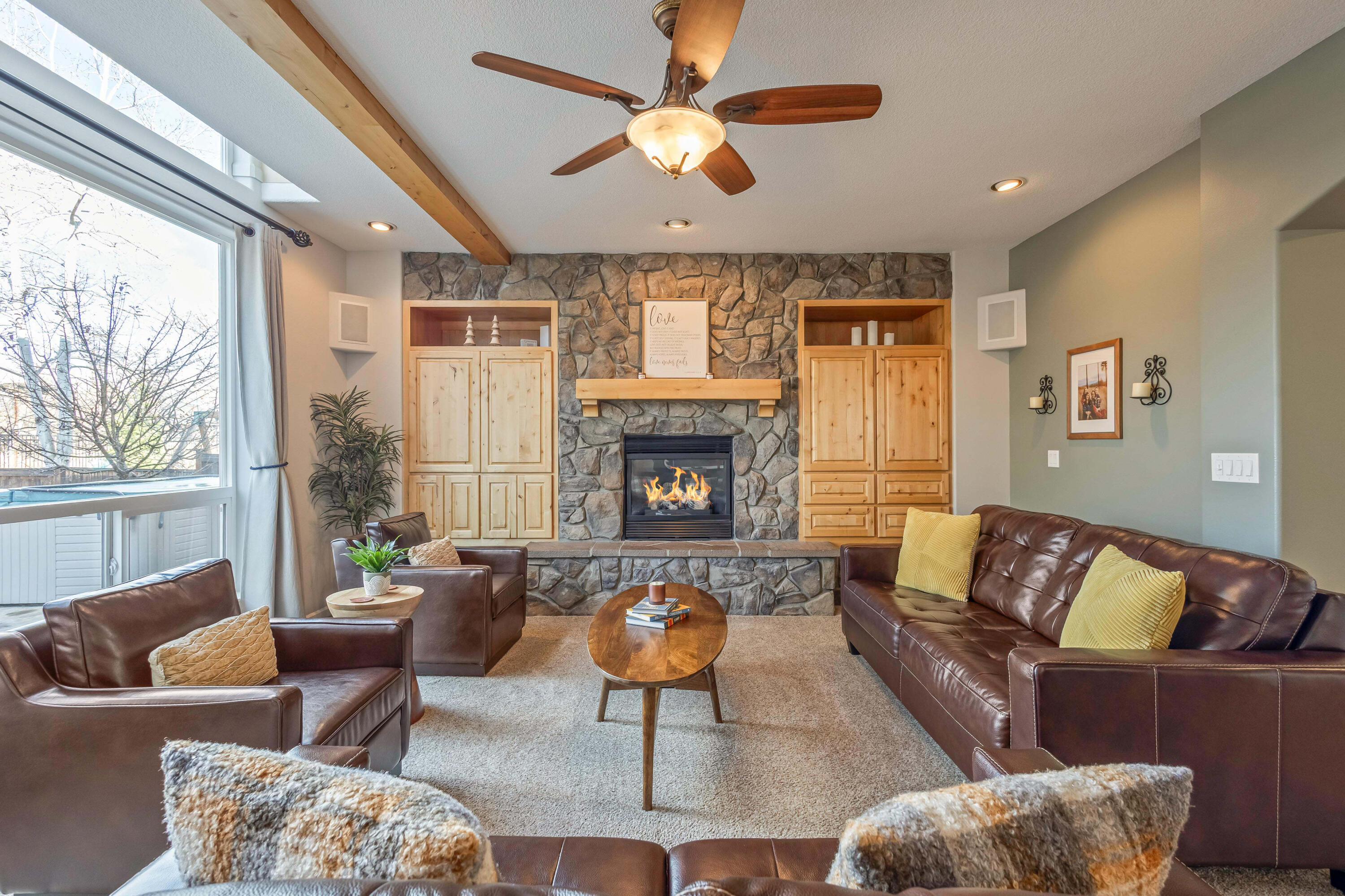 Lava Ridges - Residential