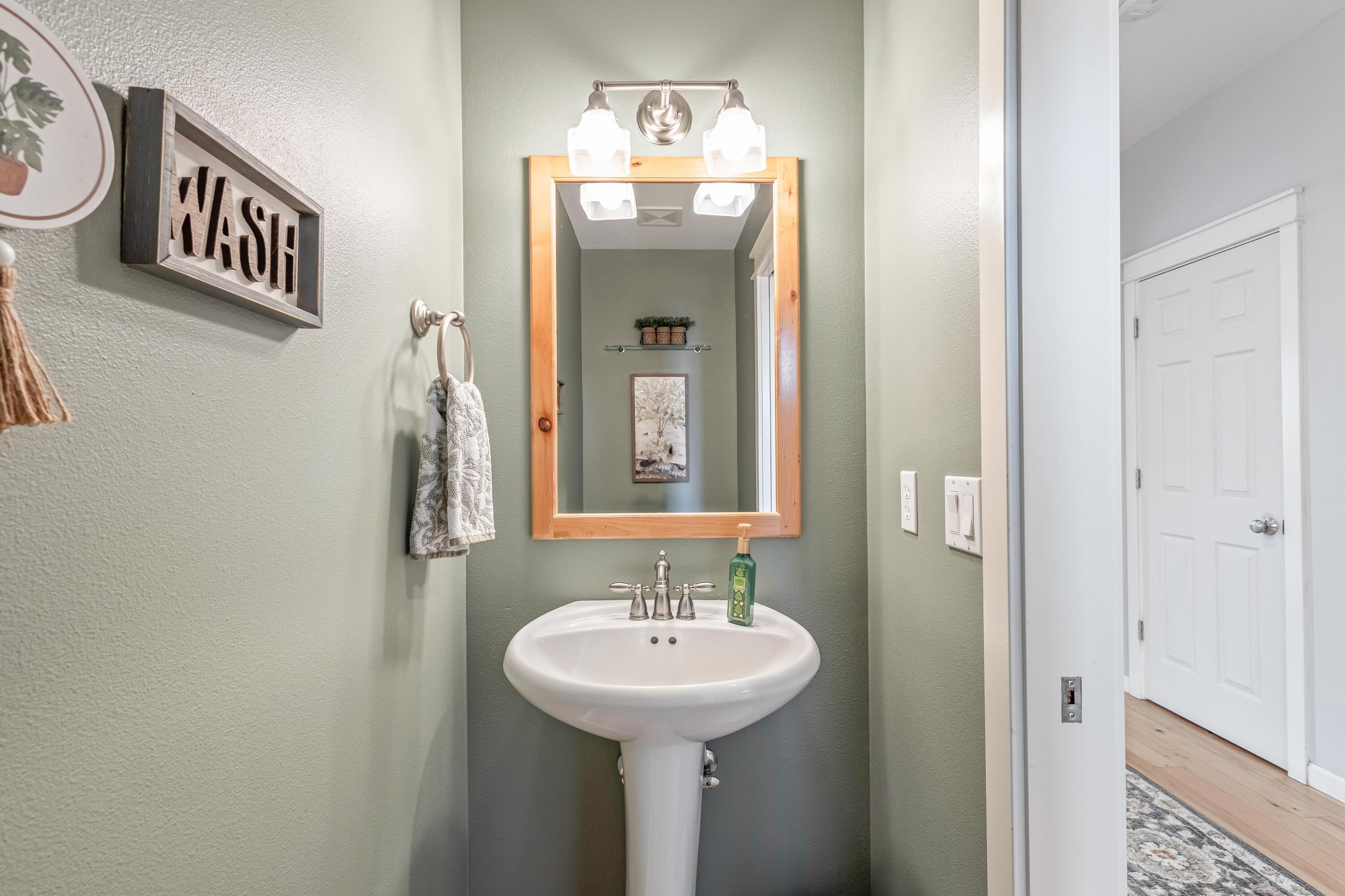 Lava Ridges - Residential