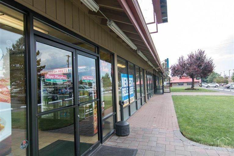 Riverside - Commercial Sale