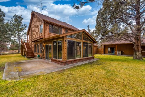 Tiny photo for 69288 Sabrina Lane, Sisters, OR 97759 (MLS # 220215477)