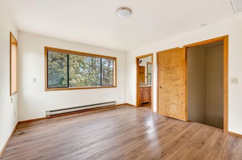 Tiny photo for 69288 Sabrina Lane, Sisters, OR 97759 (MLS # 220215477)