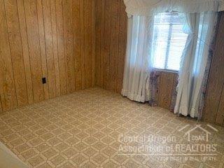 Crescent - Residential