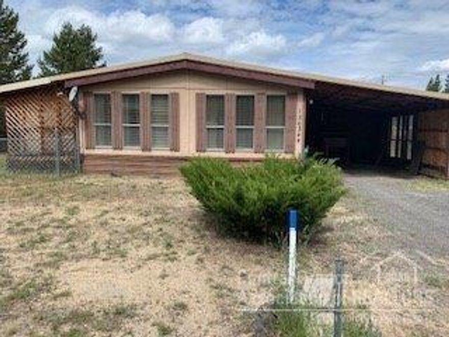<div>Back on the market by no fault of the home. Great home or investment-fully fenced-quiet street-great back patio to enjoy your evenings- close to all amenities-fishing, hiking, and lakes close by.</div><div>Waiting for engineering certificate.</div>