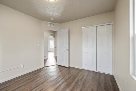 Tiny photo for 2515 Wiard Street, Klamath Falls, OR 97603 (MLS # 220212196)