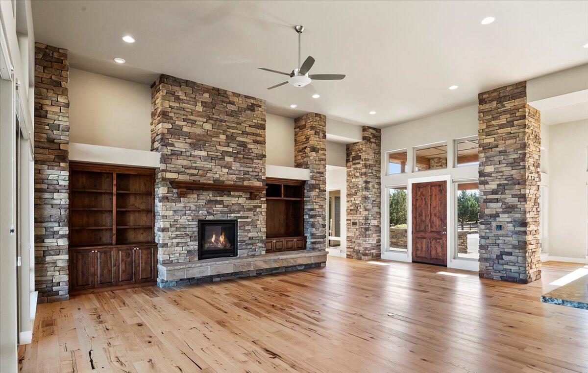 Ridge At Eagle Crest - Residential