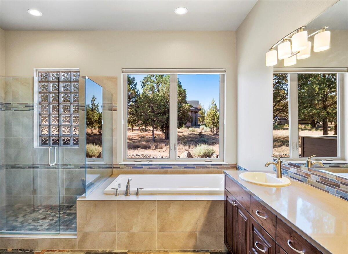 Ridge At Eagle Crest - Residential