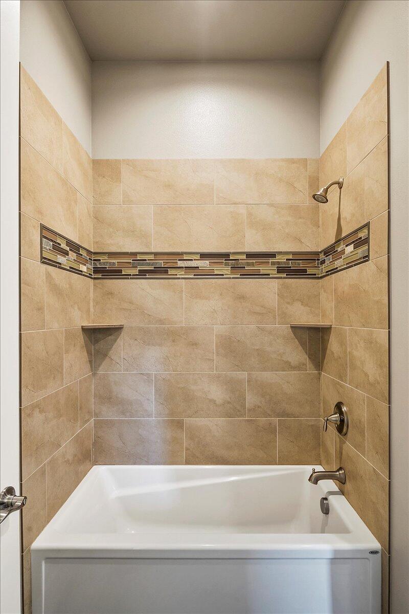 Ridge At Eagle Crest - Residential